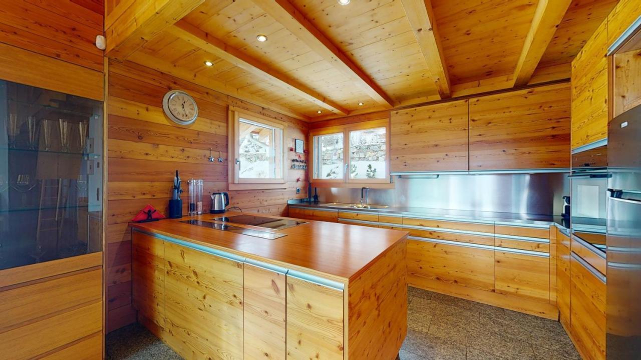 Etoiles Des Neiges Luxe & Jacuzzi Chalet 12 Pers By Alpvision Residences Heremence Exterior photo